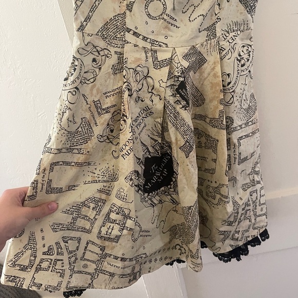Hot Topic Dresses Harry Potter Marauders Map Dress size XS - Picture 9 of 10
